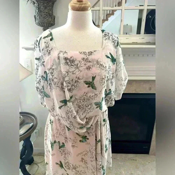 Traffic People Floral Bird Print Pale Pink Dress - Picture 2 of 11